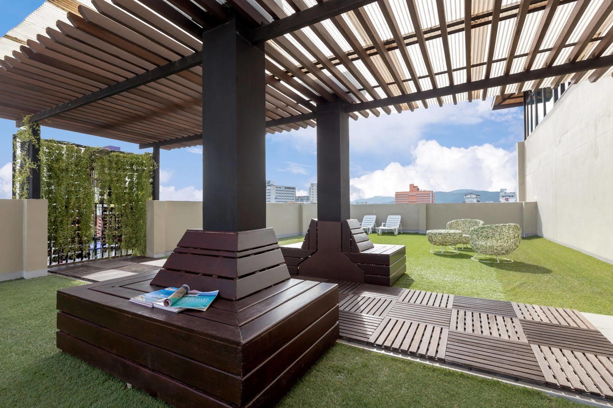 Lub Sbuy House Hotel - Sha Phuket Exterior foto